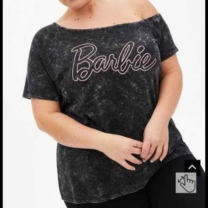 Torrid Off Shoulder Black Barbie Tee. Size 2. NWOT.
